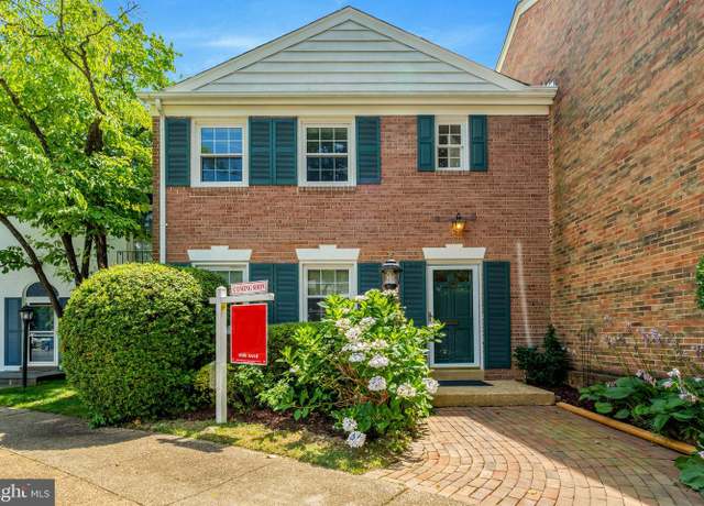Property at 3221 Adams Ct, Fairfax, VA 22030, 3 beds, 3 baths