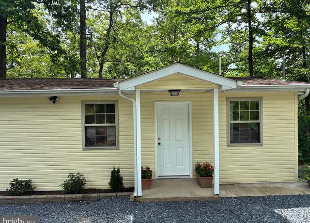 Property at 303 Fox Trl, Winchester, VA 22601, 2 beds, 1 bath