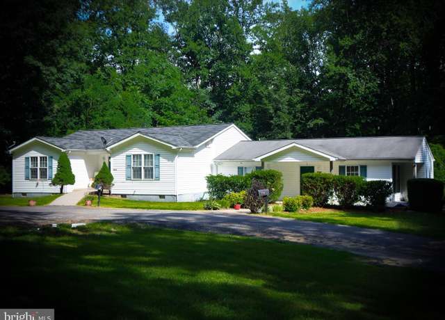 Property at 14200-14202 Hilton Ln, King George, VA 22485, 6 beds, 4 baths