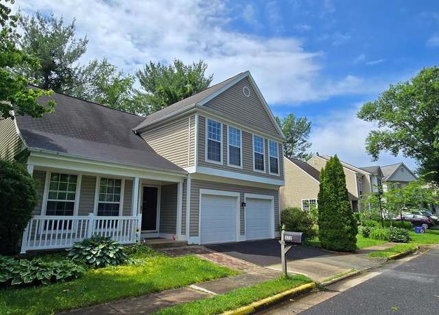 Property at 322 Deerpath Ave SW, Leesburg, VA 20175, 3 beds, 3.5 baths