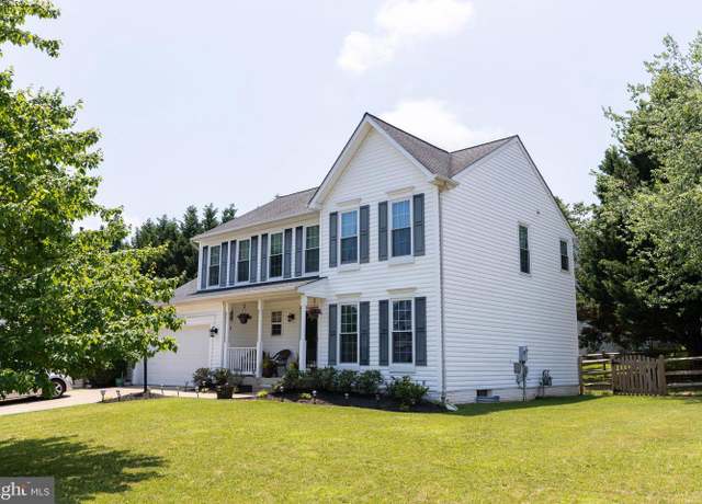 Property at 43225 Cavell Ct, Leesburg, VA 20176, 4 beds, 3 baths