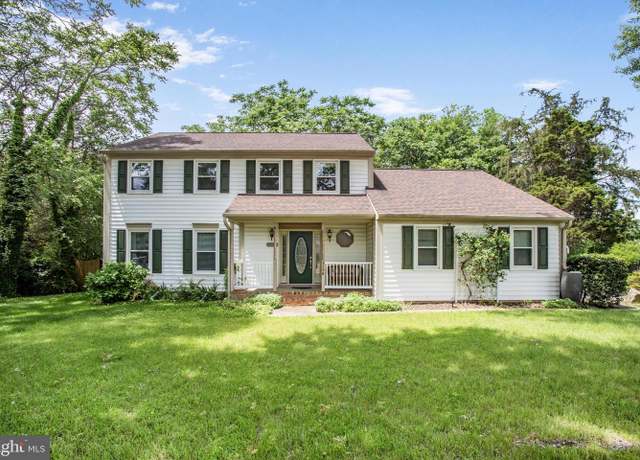 Property at 2158 Sebastian Rd, Fredericksburg, VA 22405, 4 beds, 2.5 baths