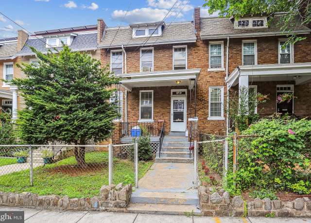 Property at 919 Farragut St NW, Washington, DC 20011, 3 beds, 1 bath