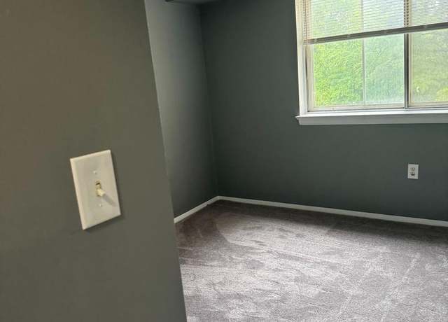 Property at 11316 Cherry Hill Rd #203, Beltsville, MD 20705, 3 beds, 2 baths