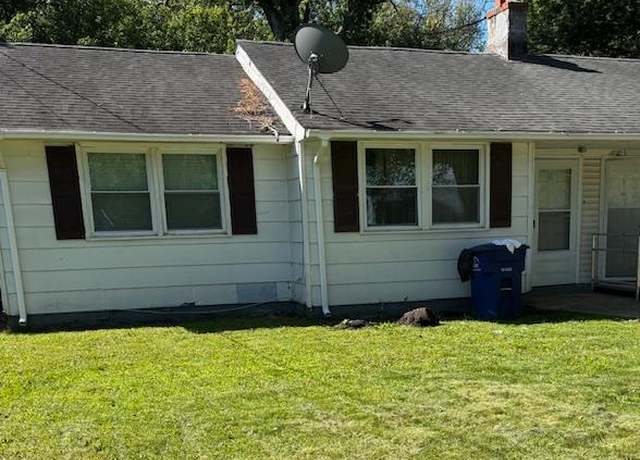 Property at 215 Kinsley Rd, Pemberton, NJ 08068, 2 beds, 1 bath