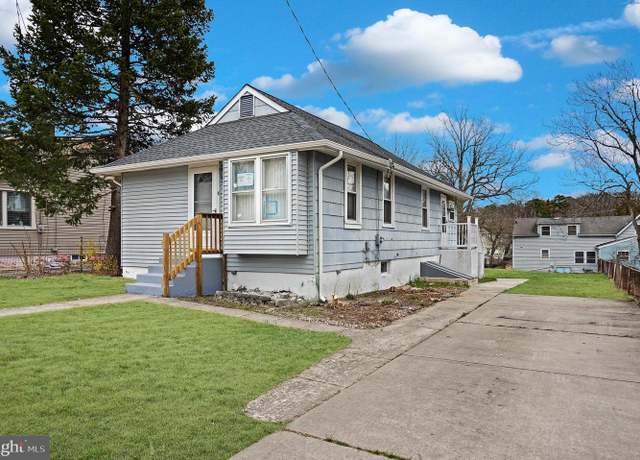 Property at 83 Walnut Ln, Pine Hill, NJ 08021, 2 beds, 1 bath