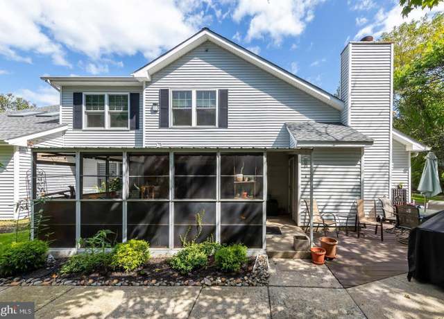 Property at 112 Cinnamon Rd, West Deptford, NJ 08086, 3 beds, 2 baths