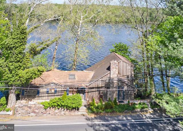 Property at 266 N Main St, New Hope, PA 18938, 3 beds, 3 baths