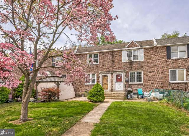 Property at 1118 Brookwood Ln, Glenolden, PA 19036, 3 beds, 1.5 baths