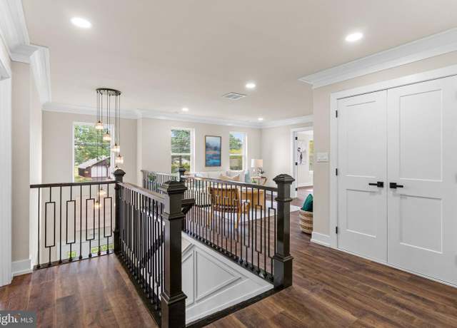 Property at 224 Orchard Ln, Harleysville, PA 19438, 5 beds, 4 baths