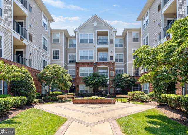 Property at 4862 Eisenhower Ave #162, Alexandria, VA 22304, 1 bed, 1 bath