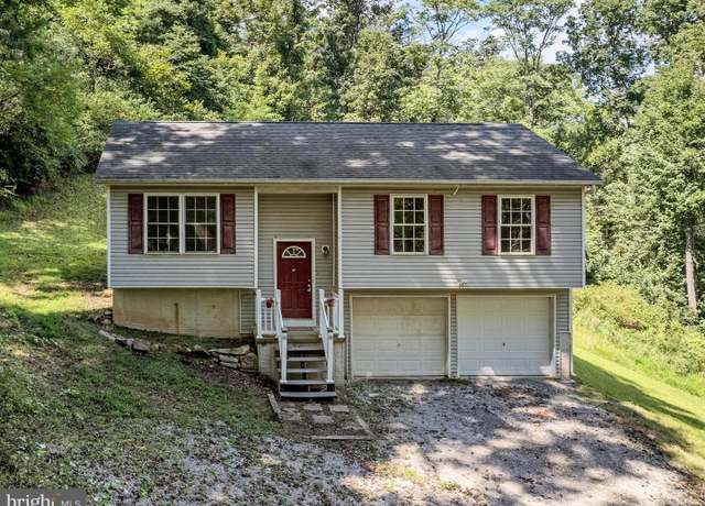 Property at 809 Maverick Trl, Hedgesville, WV 25427, 3 beds, 2 baths