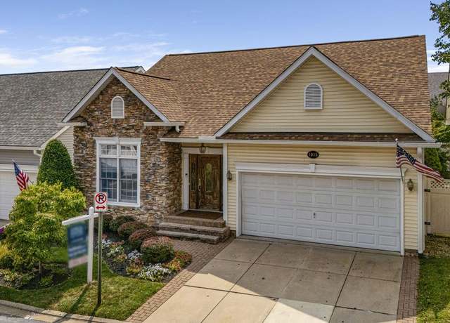Property at 1015 Eastbourne Ct, Frederick, MD 21702, 3 beds, 3.5 baths