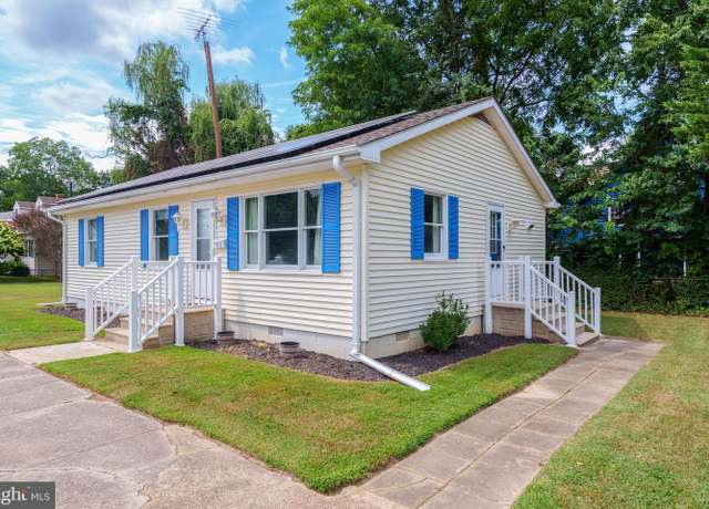 Property at 102 Belvedere Ave, Centreville, MD 21617, 3 beds, 1.5 baths