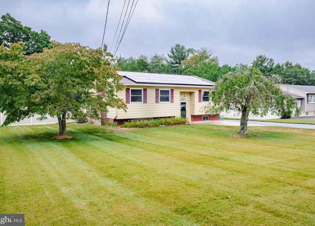 Property at 2207 5th St, Atco, NJ 08004, 4 beds, 2 baths