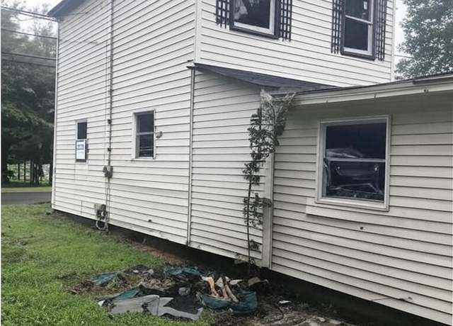 Property at 255 Osprey Pl, Jackson, NJ 08527, 2 beds, 2 baths