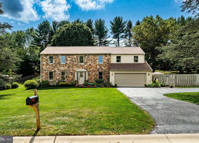 Property at 1512 Pennsbury Dr, West Chester, PA 19382, 5 beds, 4 baths