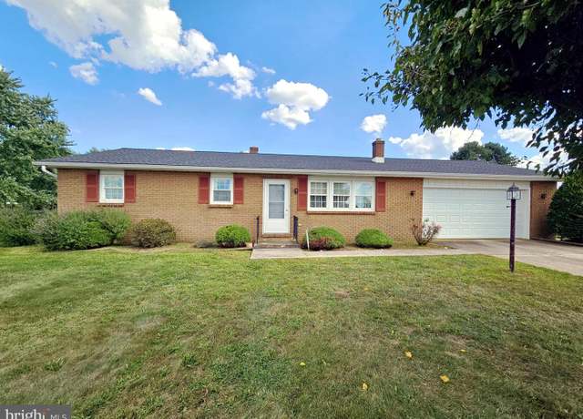 Property at 2566 Long Ln, Lebanon, PA 17046, 3 beds, 1.5 baths