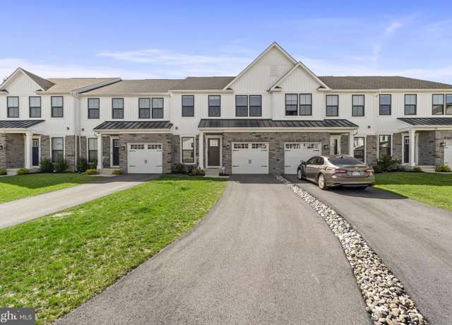 Property at 7984 Milltown Cir, Cheltenham, PA 19012, 3 beds, 3.5 baths