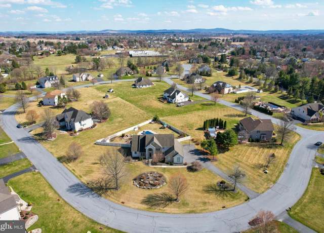 Property at 535 Christine Ann Ln, Nazareth, PA 18064, 6 beds, 3.5 baths