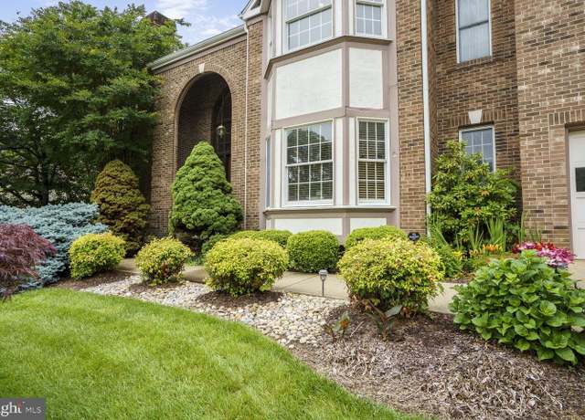 Property at 12602 Lake Normandy Ln, Fairfax, VA 22030, 4 beds, 4.5 baths
