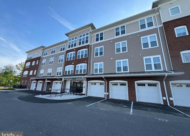 Property at 13970 Englefield Dr #207, Woodbridge, VA 22193, 2 beds, 2 baths