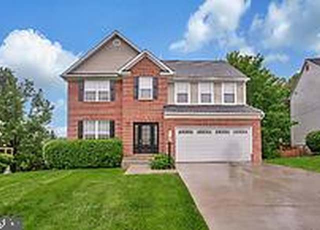 Property at 6427 Osprey Ct, Woodbridge, VA 22193, 4 beds, 3.5 baths