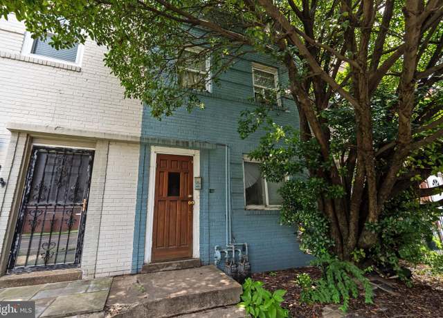 Property at 1526 2nd St SW, Washington, DC 20024, 2 beds, 2 baths