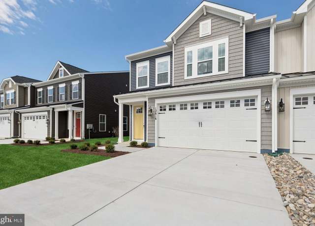 Property at 12616 Knolls Ln, Selbyville, DE 19975, 4 beds, 3.5 baths