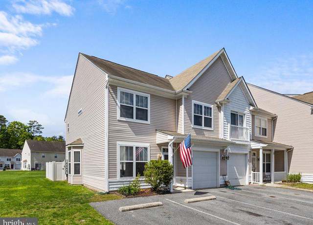 Property at 314 Schooner Ln, Berlin, MD 21811, 3 beds, 2.5 baths