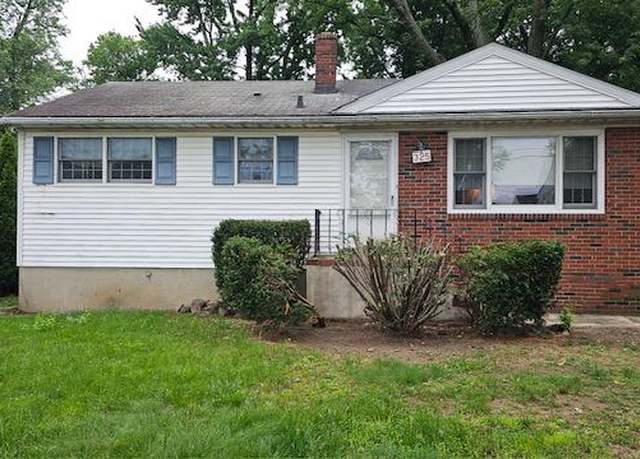 Property at 325 Lincoln Ave, Maple Shade, NJ 08052, 3 beds, 1 bath