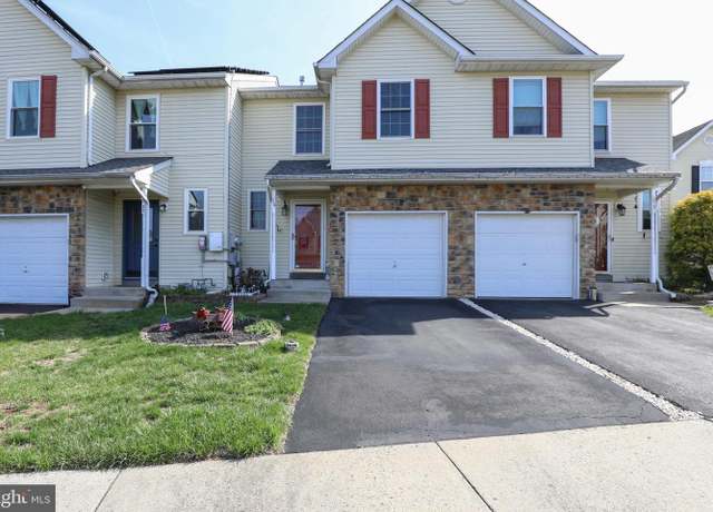 Property at 14 Coolidge Ave, Sellersville, PA 18960, 3 beds, 2.5 baths