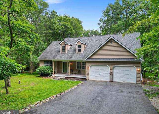 Property at 31 White Oak Dr, Jim Thorpe, PA 18229, 4 beds, 2.5 baths