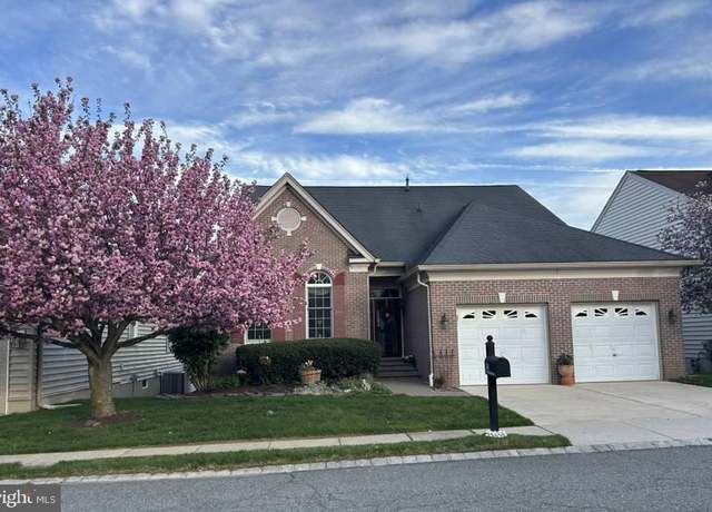 Property at 34 N Valentine Dr, Garnet Valley, PA 19060, 3 beds, 3 baths