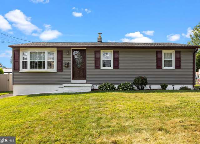 Property at 308 Edgley Ave, Horsham, PA 19044, 3 beds, 1 bath
