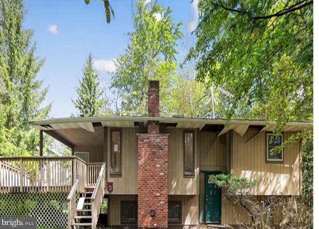Property at 9121 Brandywine Dr, Tobyhanna, PA 18466, 2 beds, 1 bath
