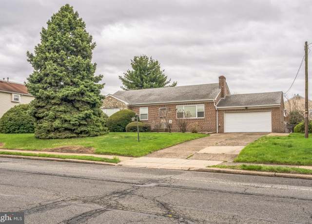 Property at 1718 Rhawn St, Philadelphia, PA 19111, 3 beds, 2.5 baths