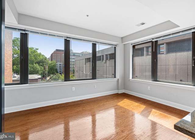 Property at 125-27 N 4th St #301, Philadelphia, PA 19106, 1 bed, 1.5 baths