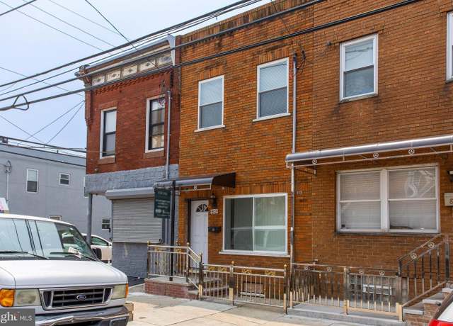 Property at 802 W Ritner St, Philadelphia, PA 19148, 4 beds, 2 baths