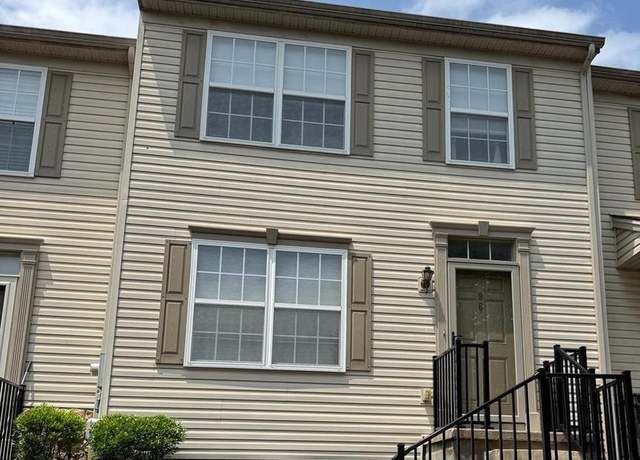 Property at 96 E Beaver St #96, York, PA 17406, 3 beds, 2.5 baths