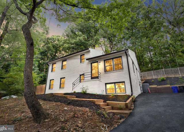 Property at 3009 S Hill St, Arlington, VA 22202, 5 beds, 2.5 baths