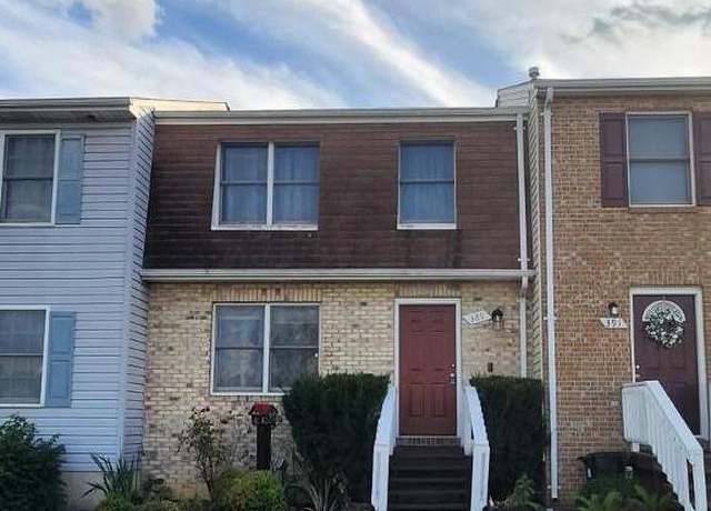 Property at 389 Surrey Club Ln, Stephens City, VA 22655, 2 beds, 1.5 baths