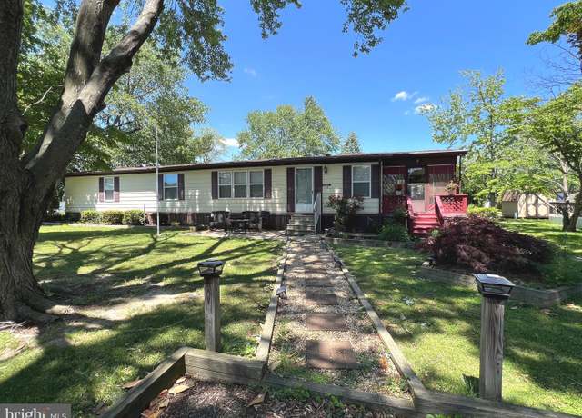 Property at 33483 Aster St #19963, Lewes, DE 19958, 2 beds, 2 baths