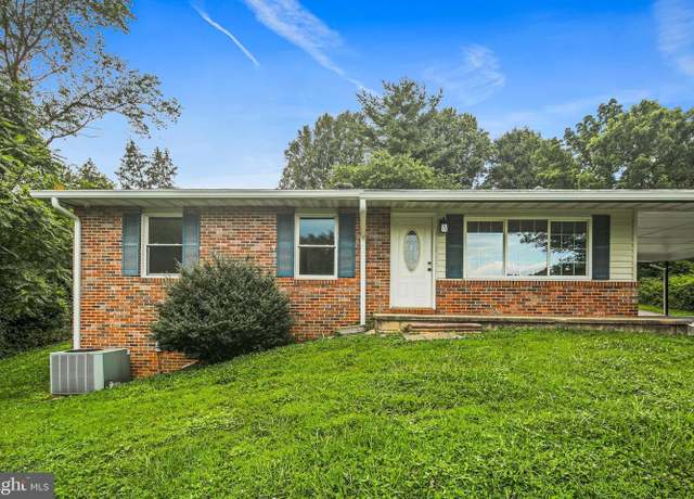 Property at 7543 John Pickett Rd, Woodbine, MD 21797, 4 beds, 2 baths