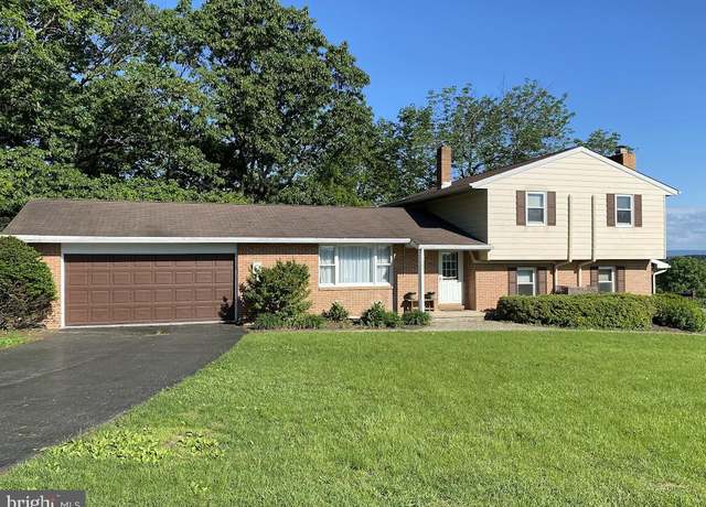 Property at 1264 W Leesport Rd, Leesport, PA 19533, 4 beds, 2 baths