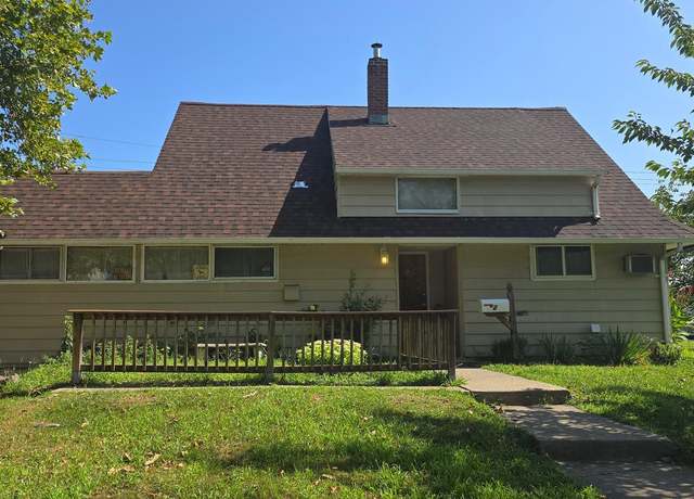 Property at 2 Aster Ln, Levittown, PA 19055, 4 beds, 2 baths