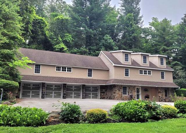 Property at 413 N Wawaset Rd, West Chester, PA 19382, 3 beds, 3 baths