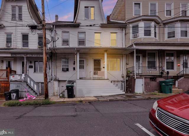 Property at 13 N Grant St, Shamokin, PA 17872, 3 beds, 1 bath
