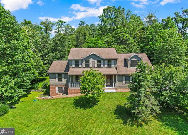 Property at 421 Old Stage Rd, Lewisberry, PA 17339, 5 beds, 3.5 baths