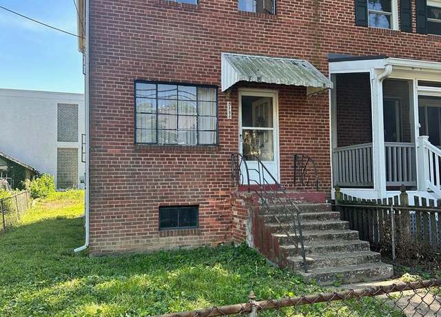 Property at 315 E Raymond Ave Unit A, Alexandria, VA 22301, 2 beds, 1.5 baths